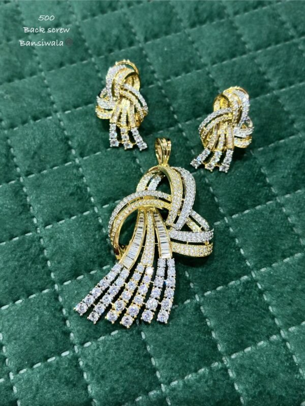 Gold plated AD Pendant Set