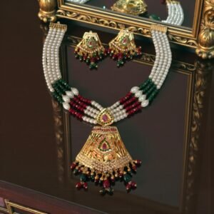 Jadau Necklace Set With Studs